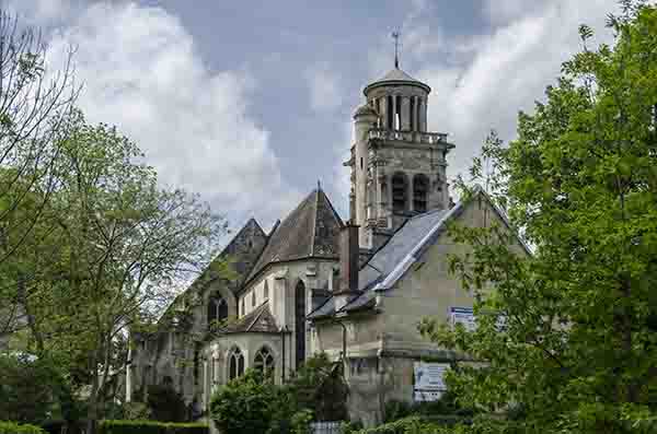 Francia - Pierrefonds 04 - iglesia de San Sulpicio.jpg